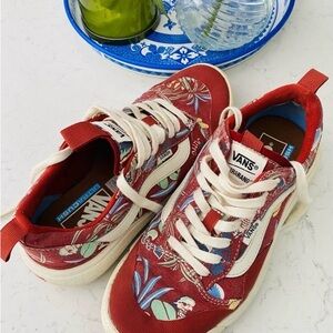 Vans Women's size 6 UltraRange EXO Hawaiian Jungle Sneakers
